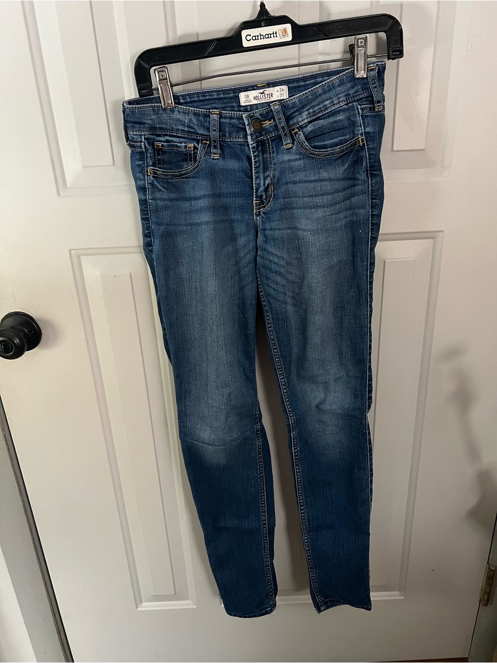 Hollister Women’s Skinny Jeans in Blue Wash